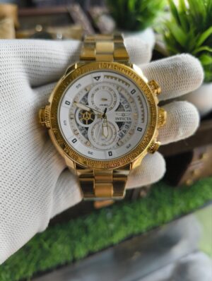 LUXURIOUS CHRONOGRAPH WATCH